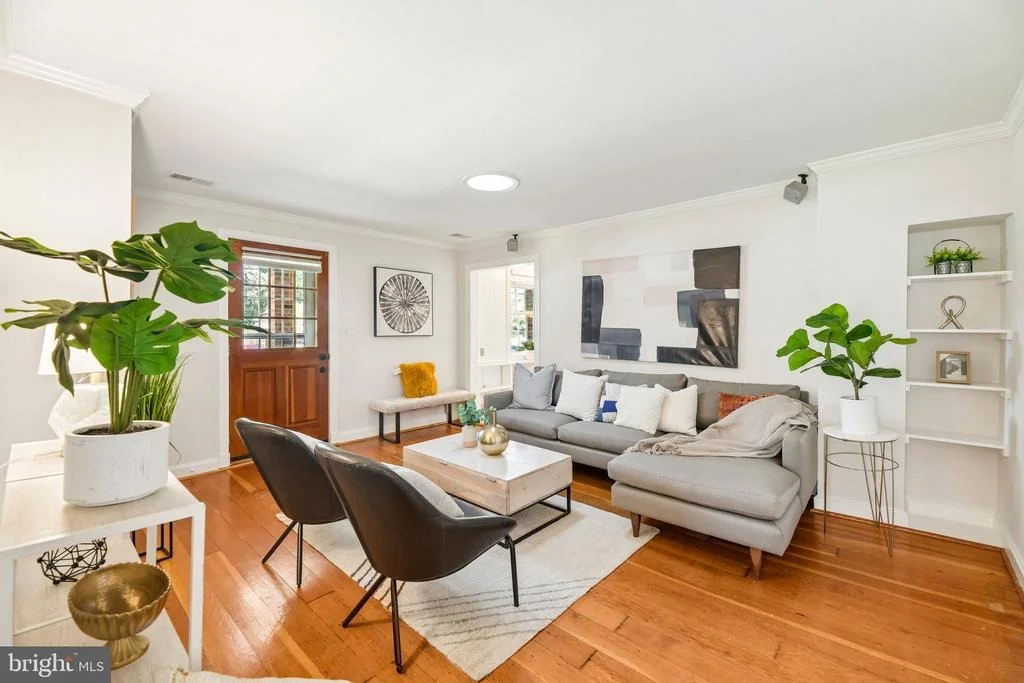 Photo of 8420 LEAF ROAD