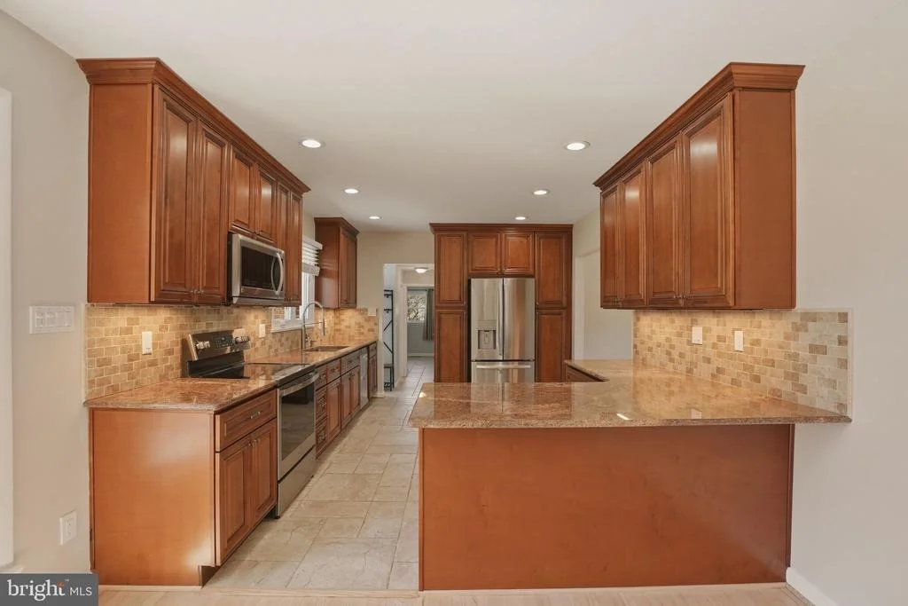 Photo of 1800 GAYFIELDS DRIVE