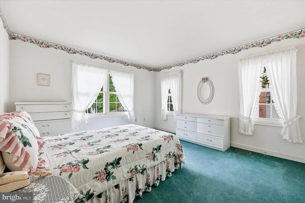 Photo of 2429 BEAR DEN ROAD
