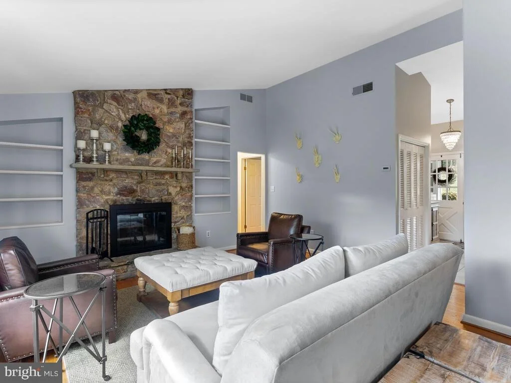 Photo of 7405 HILLTOP DRIVE