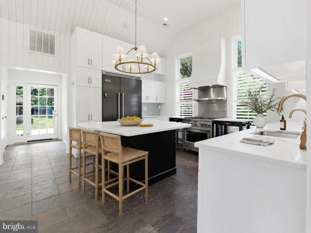 Photo of 5865 DEALE BEACH ROAD