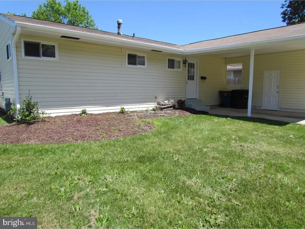 Photo of 731 RIVER ROAD