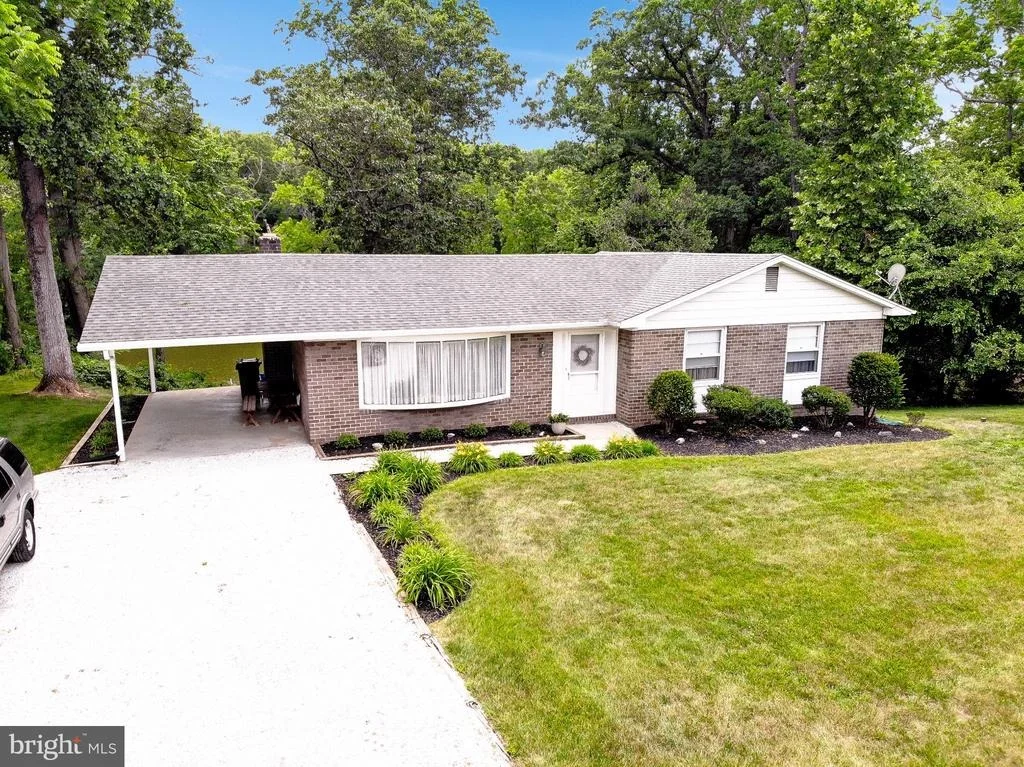 Photo of 3088 TUDOR HALL ROAD