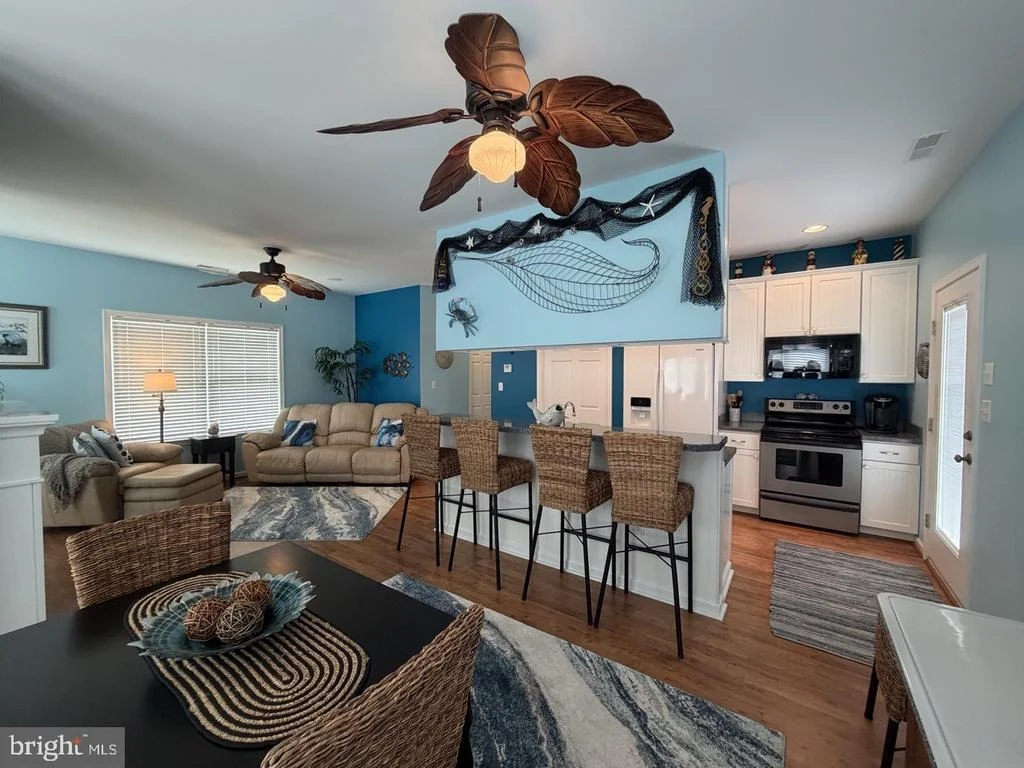 Photo of 17070 BAYVIEW CIRCLE