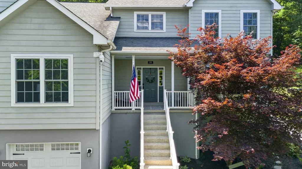 Photo of 208 MARKHAM FARM ROAD