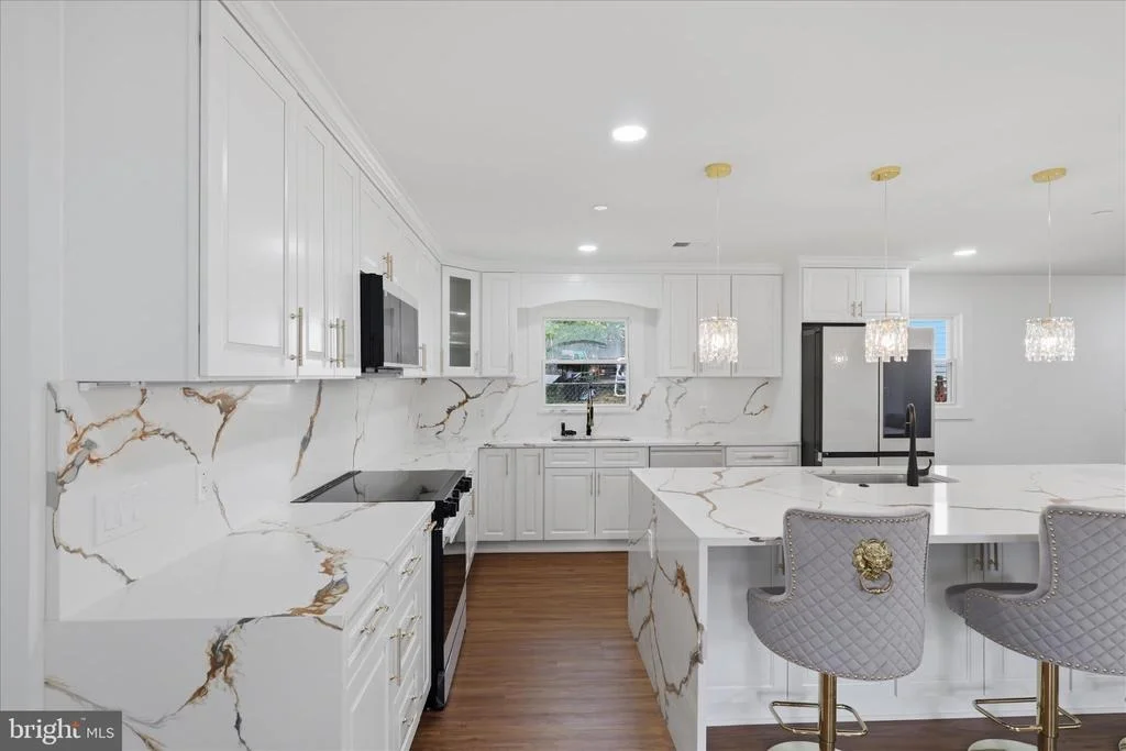 Photo of 10501 BEECHWOOD DRIVE