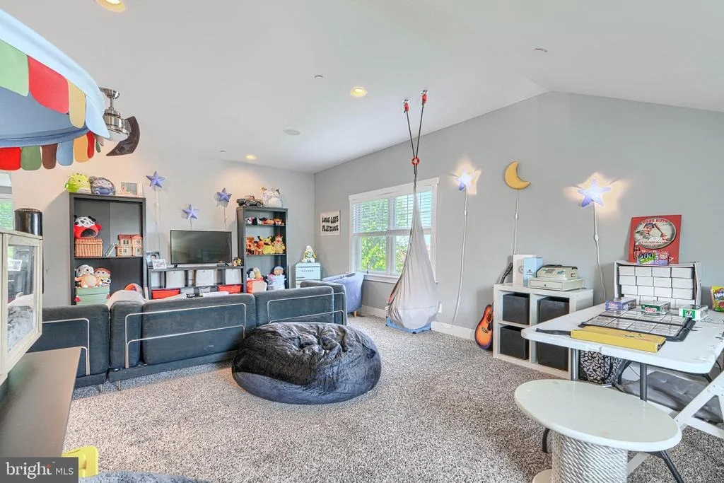 Photo of 7418 CHESAPEAKE ROAD