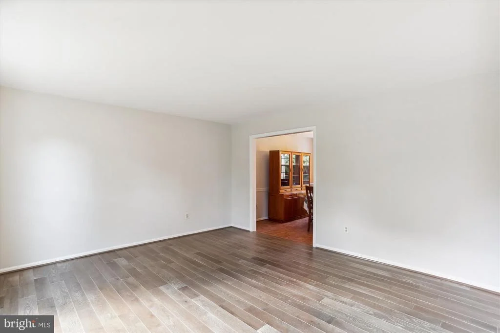 Photo of 927 POINTER RIDGE DRIVE