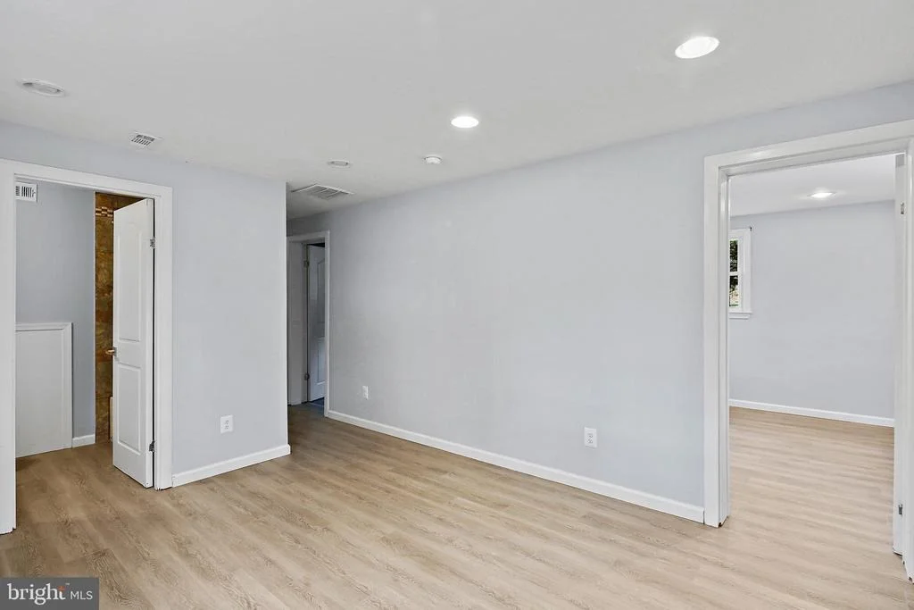 Photo of 2847 CARROLLTON ROAD