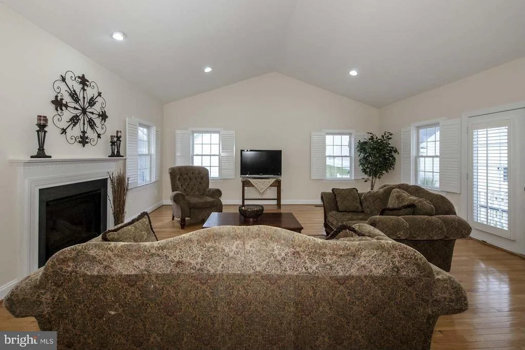 Photo of 3844 CARRIAGE HILL DRIVE