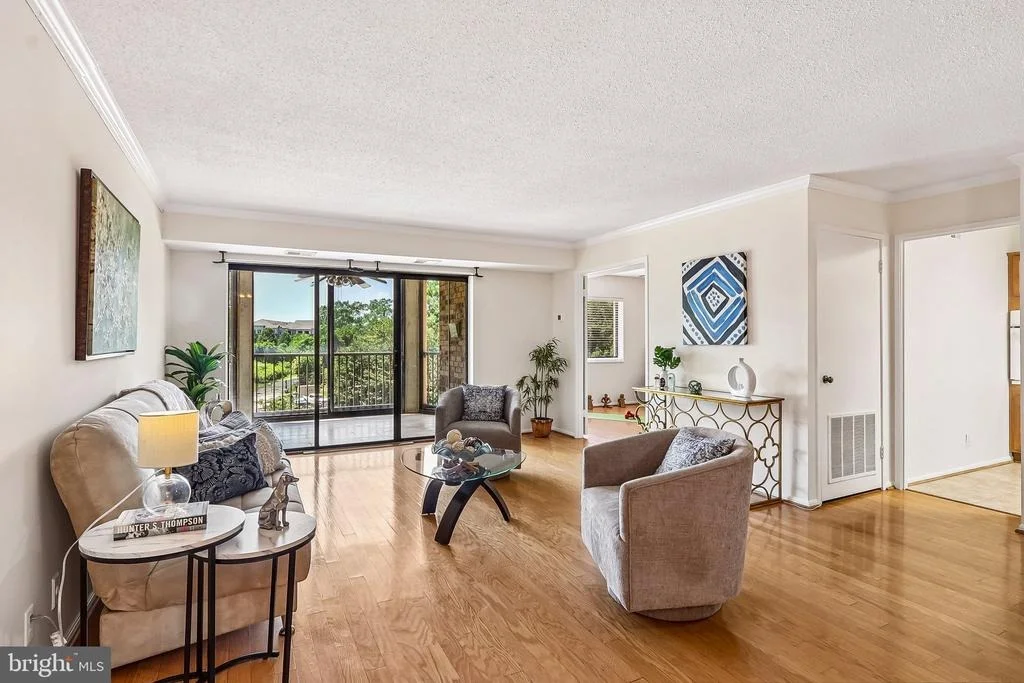 Photo of Unit 409 at 5901 MOUNT EAGLE DRIVE