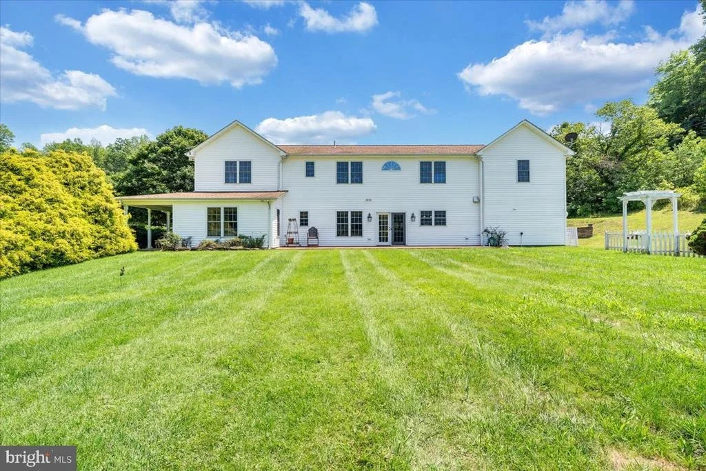 Photo of 2170 LONE IVY ROAD