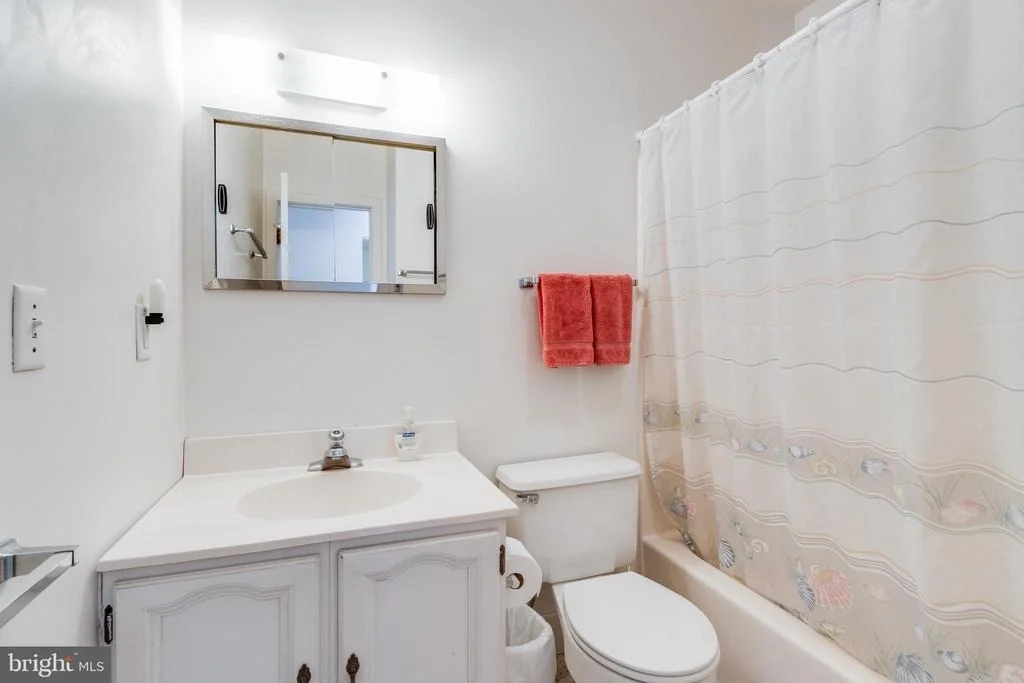Photo of 28 DELAWARE AVENUE