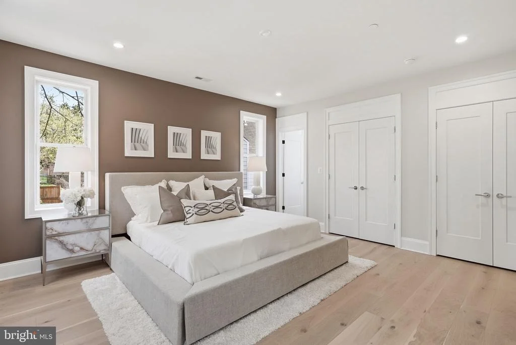Photo of 5047 MACARTHUR BOULEVARD NW