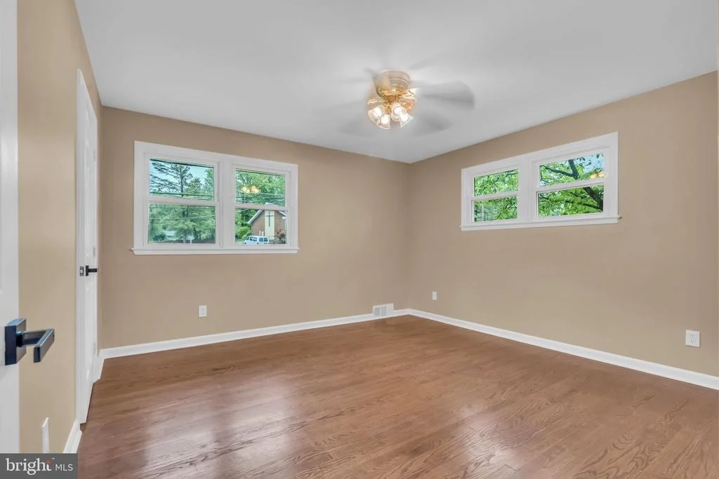 Photo of 6809 BRADDOCK ROAD