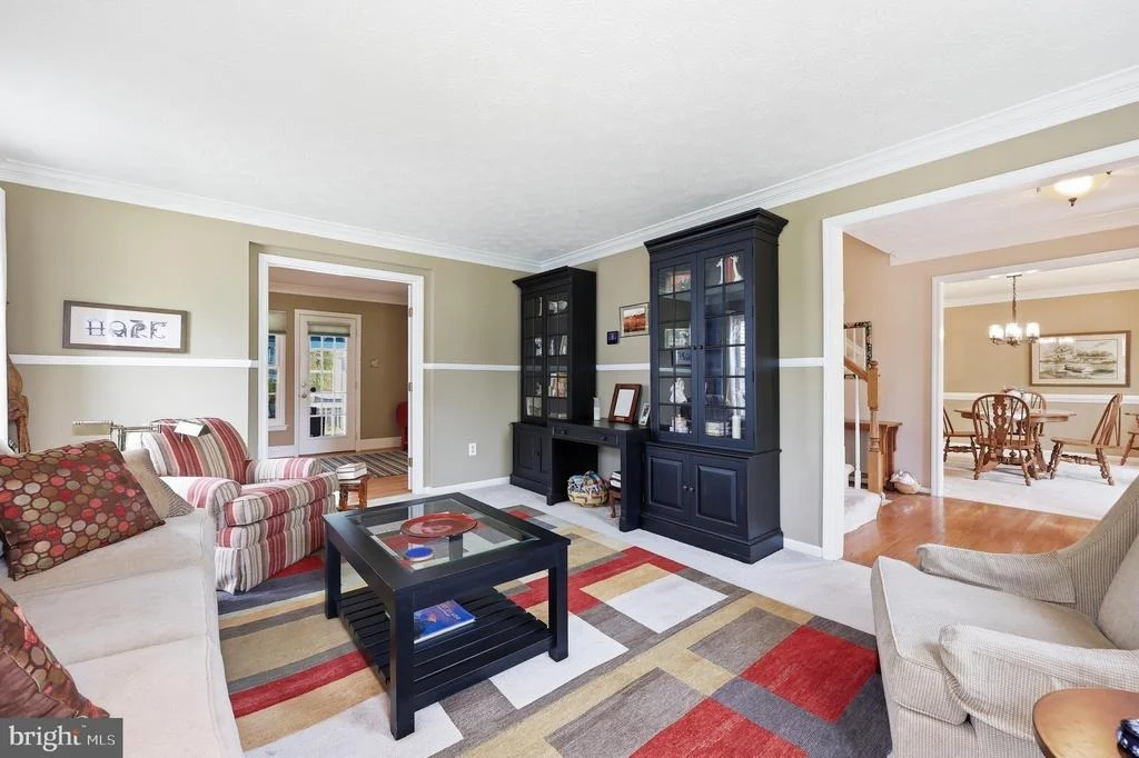 Photo of 6913 SOVEREIGN PLACE