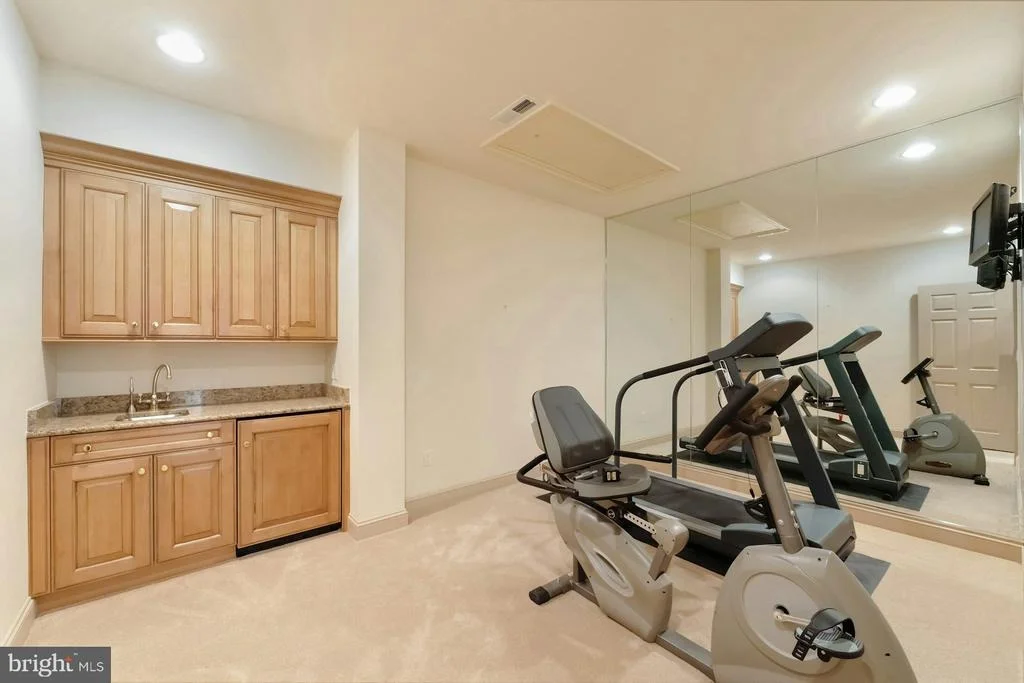 Photo of 40436 BEACON HILL DRIVE