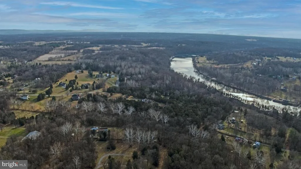 Photo of 8103 AVIS MILL ROAD