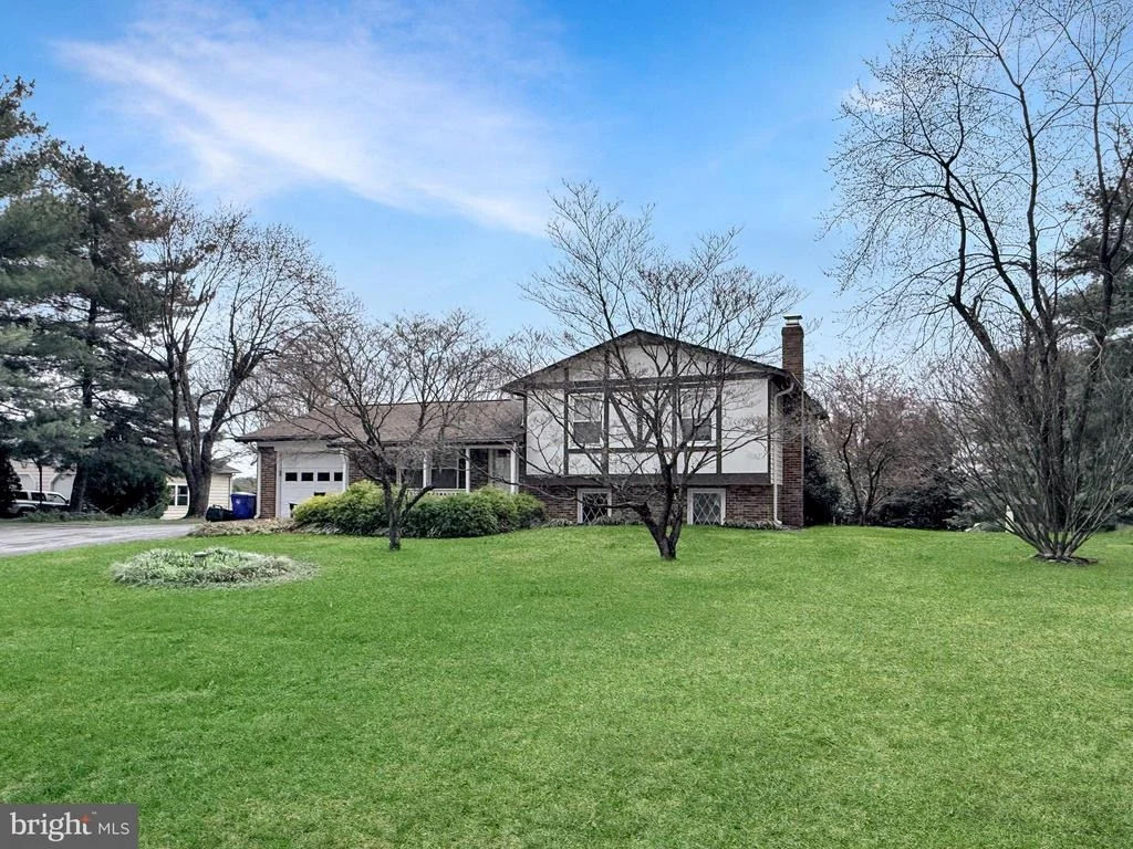 Photo of 7993 PLEASANT COURT