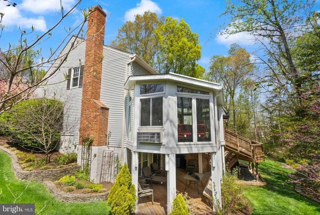 Photo of 7801 HUNTSMAN BOULEVARD