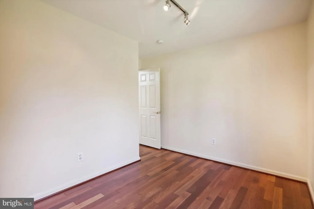 Photo of 18301 BROOKE ROAD