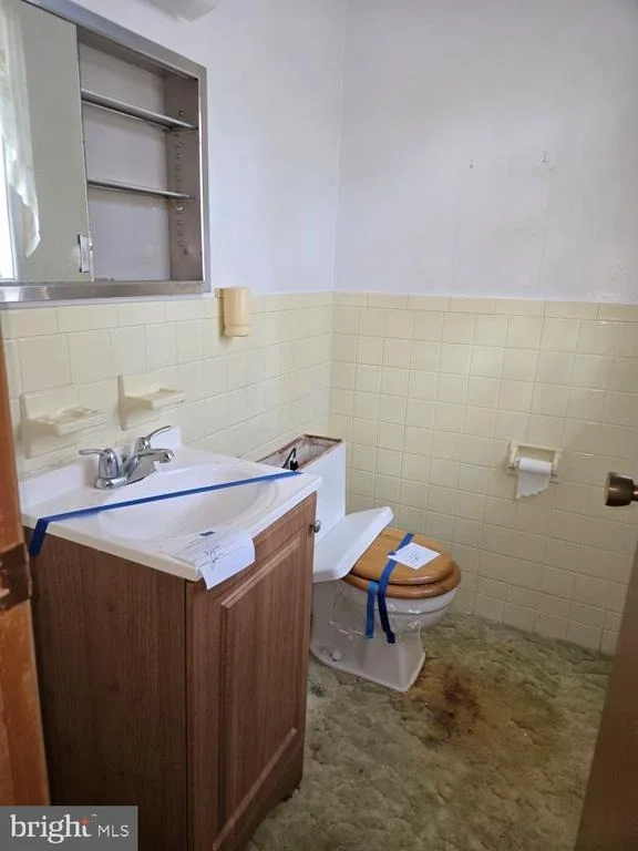 Photo of 2034 CHERRY COURT