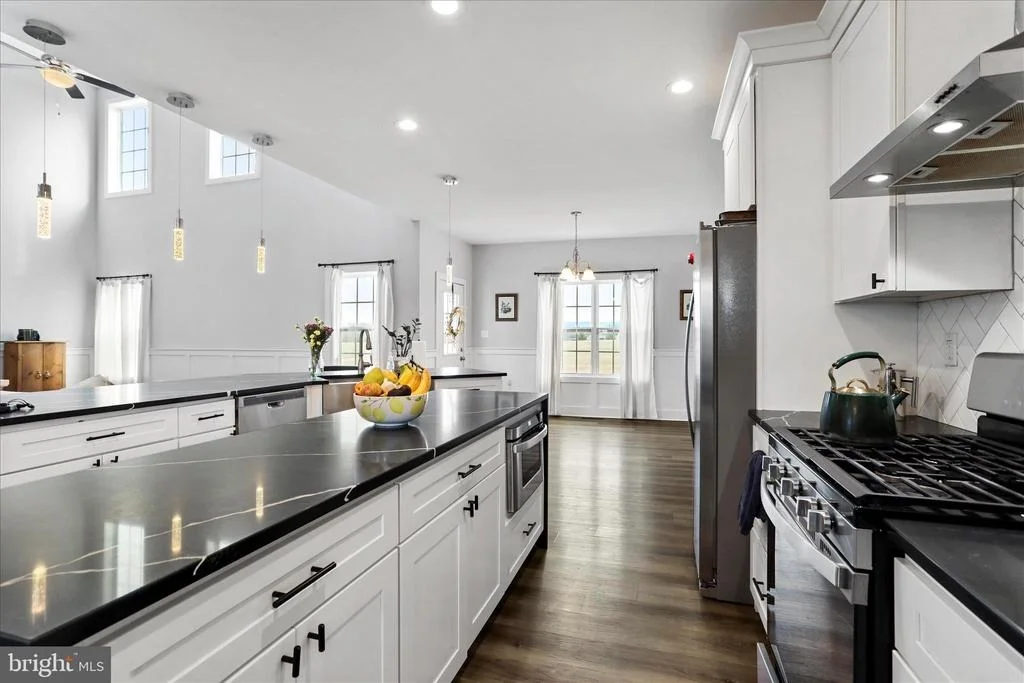Photo of 219 SUMMERFIELD WAY