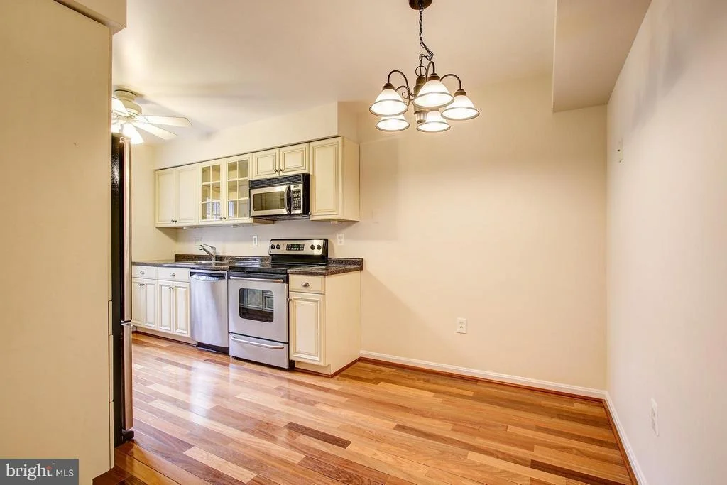 Photo of Unit 31 at 1030 WINDRUSH LANE