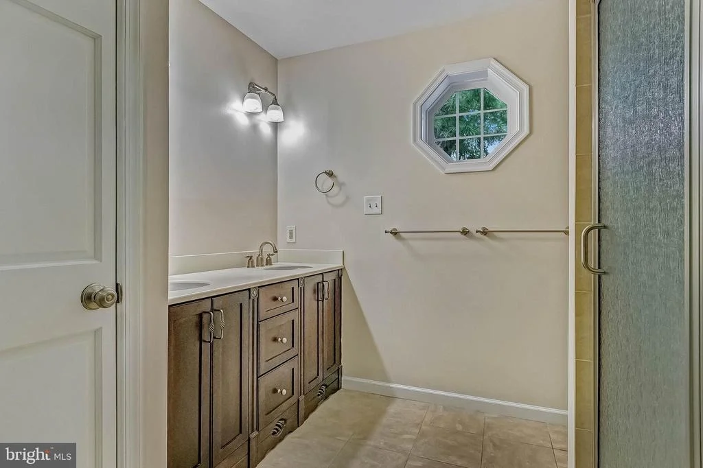Photo of 13416 HATHAWAY DRIVE