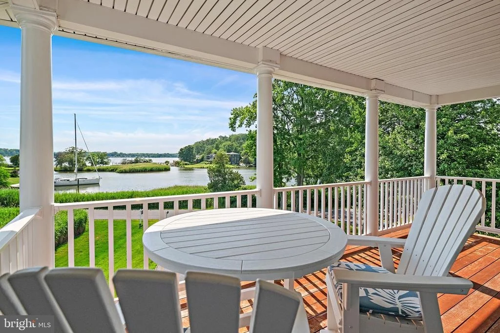 Photo of 621 HARBOR DRIVE