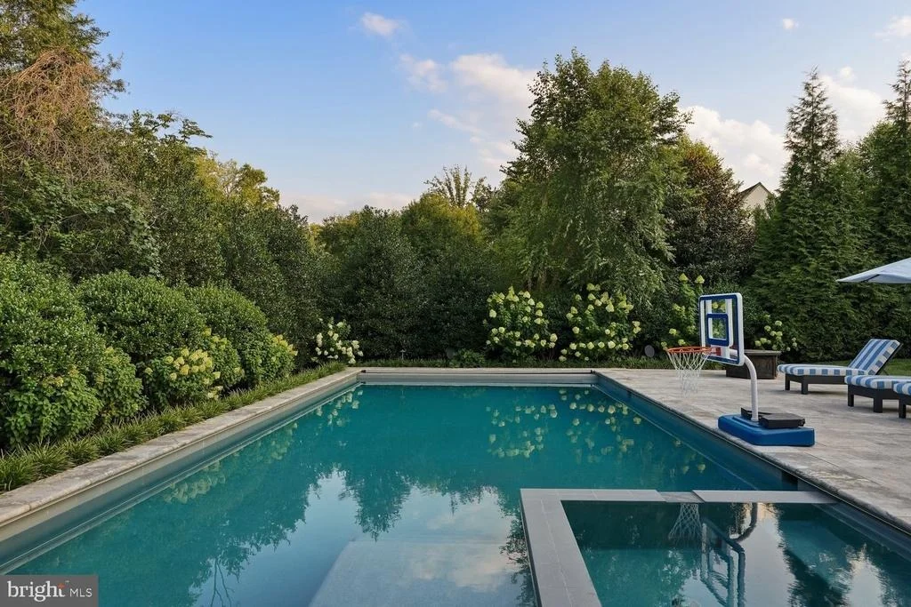 Photo of 6909 ARBOR LANE