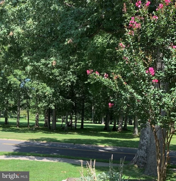Photo of Unit 80A at 3300 GLENEAGLES DRIVE