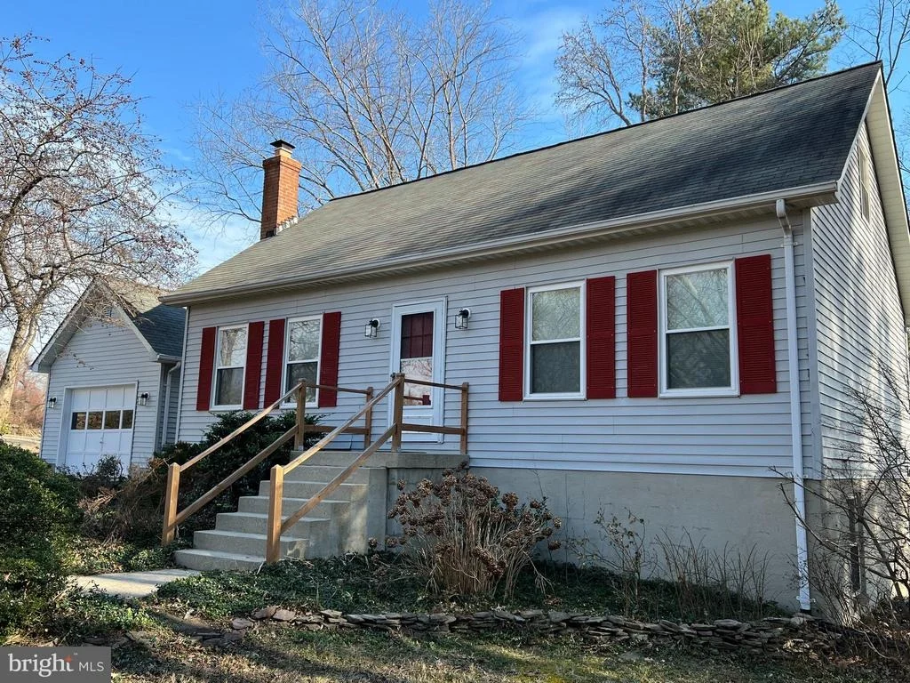 Photo of 9150 MACKALL ROAD