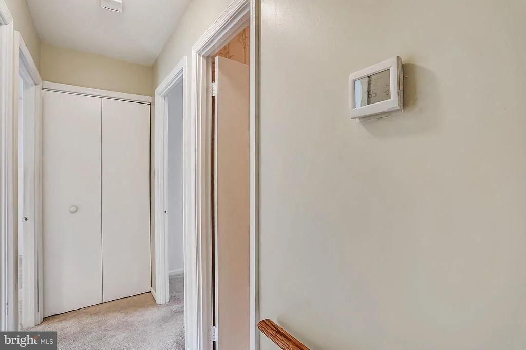 Photo of 9109 ROUNDLEAF WAY