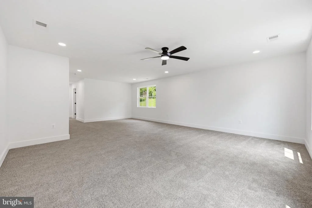 Photo of 11523 HANDBOARD ROAD