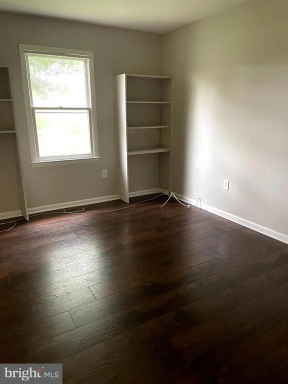 Photo of 1627 NATHAN LANE