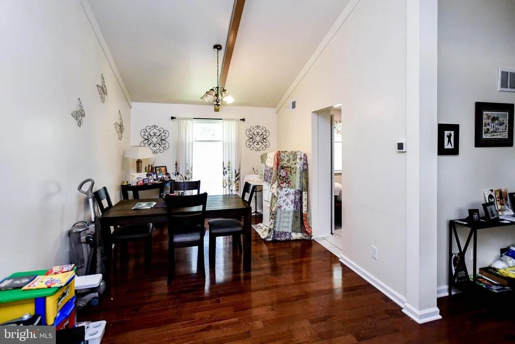 Photo of 9460 WANDERING WAY