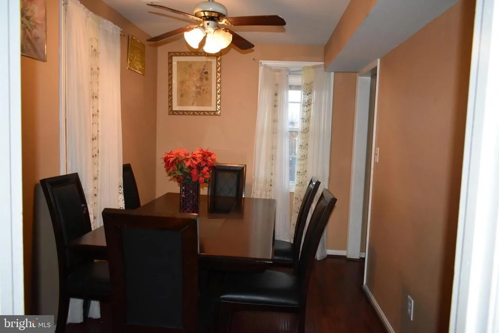 Photo of 1241 E RANDOLPH ROAD