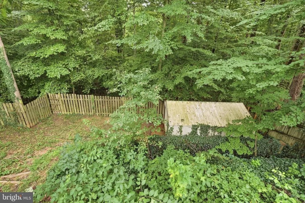 Photo of 7113 HADLOW COURT