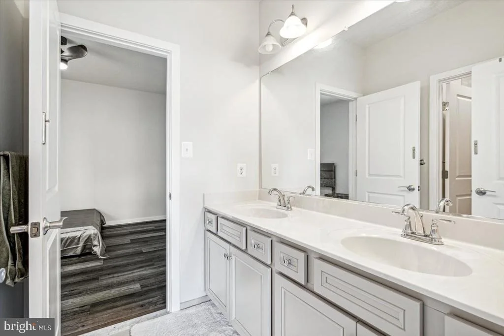 Photo of 14201 DOWITCHER WAY