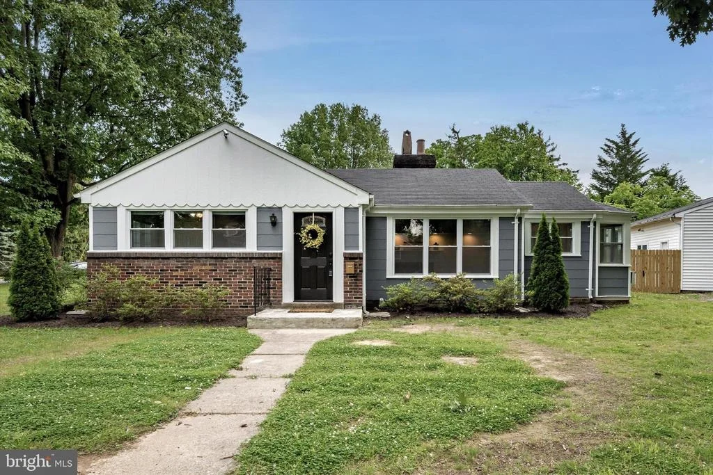 Photo of 1202 FAIRVIEW AVENUE