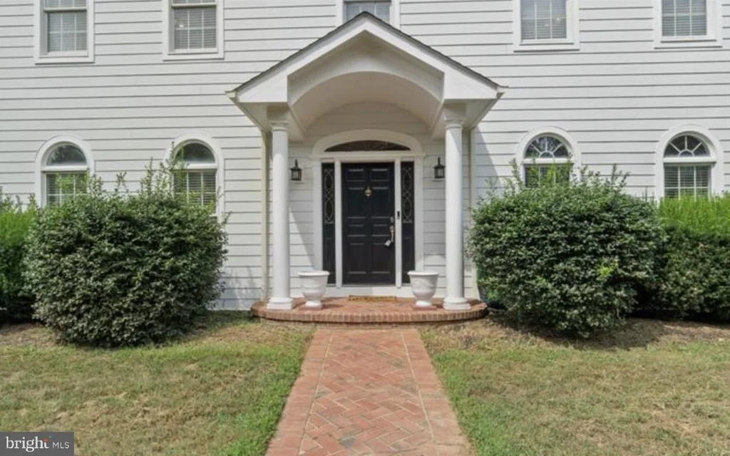 Photo of 11615 BONAVENTURE DRIVE