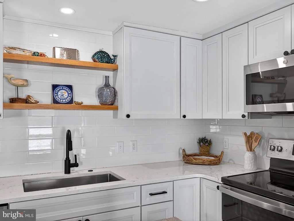 Photo of 412 KINGS HIGHWAY