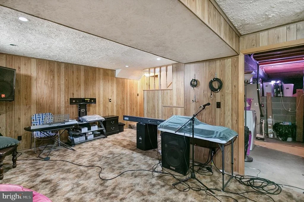 Photo of 1800 LAWNVIEW DRIVE