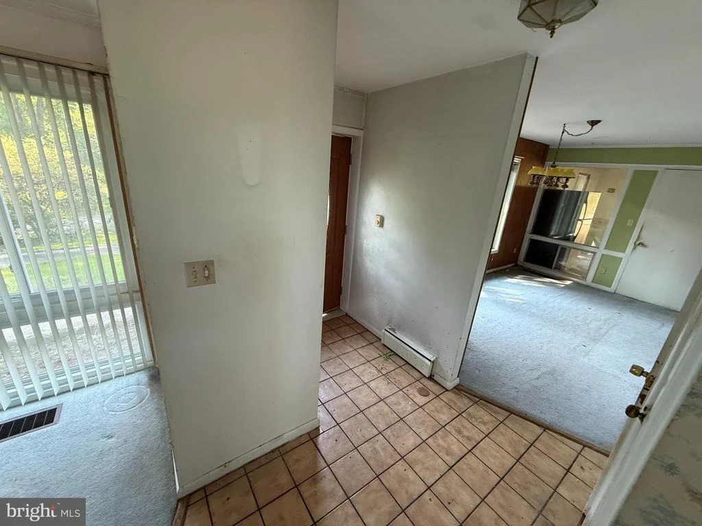 Photo of 9458 4TH PLACE