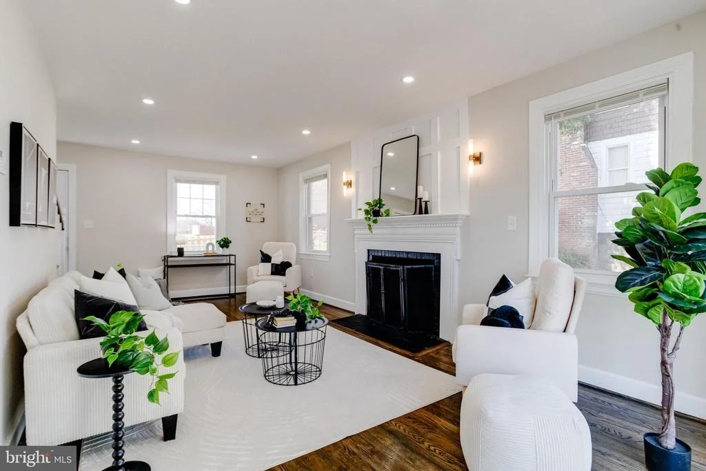 Photo of 605 WALNUT AVENUE