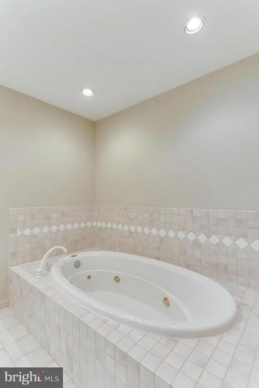 Photo of 6823 SPUR ROAD