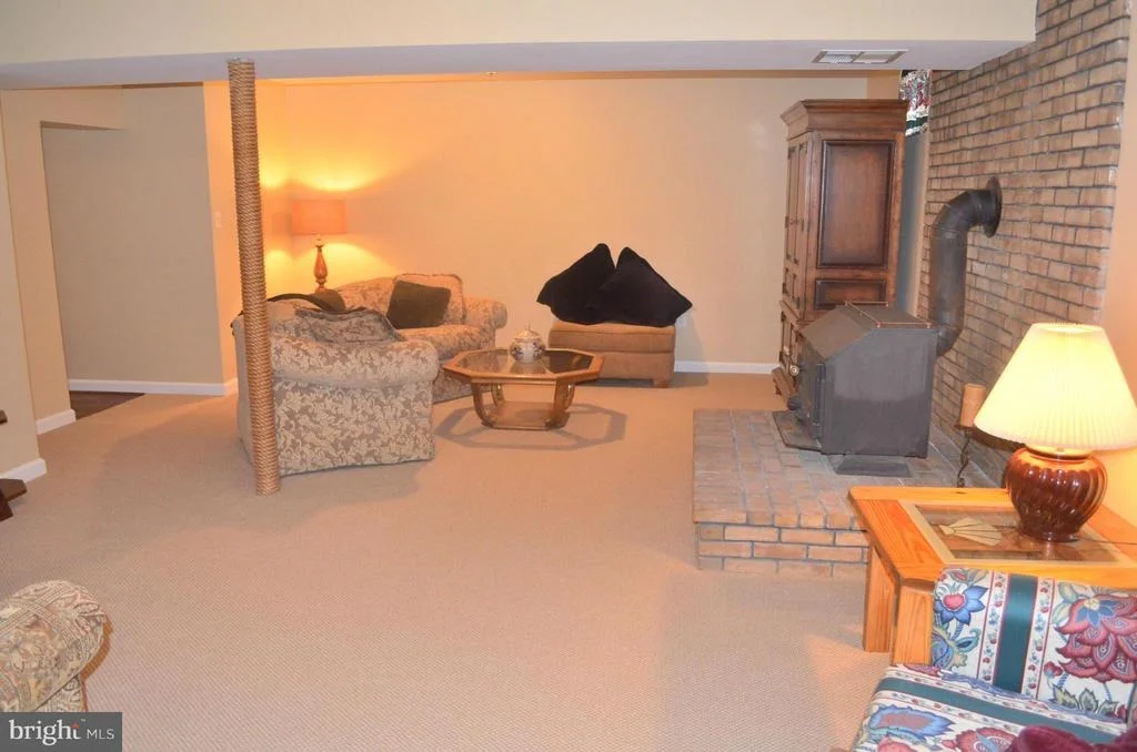 Photo of 9644 BRANCHVIEW LANE