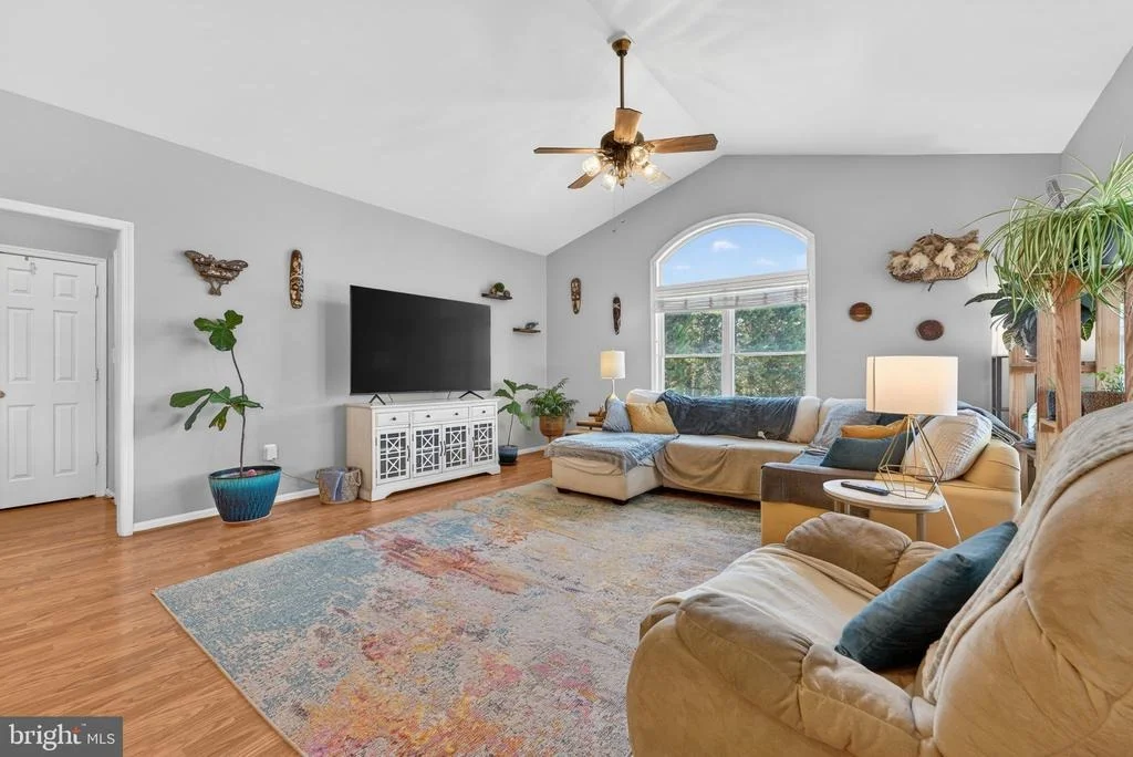 Photo of 7453 OPAL ROAD