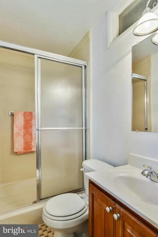Photo of 11407 CLOVERHILL DRIVE
